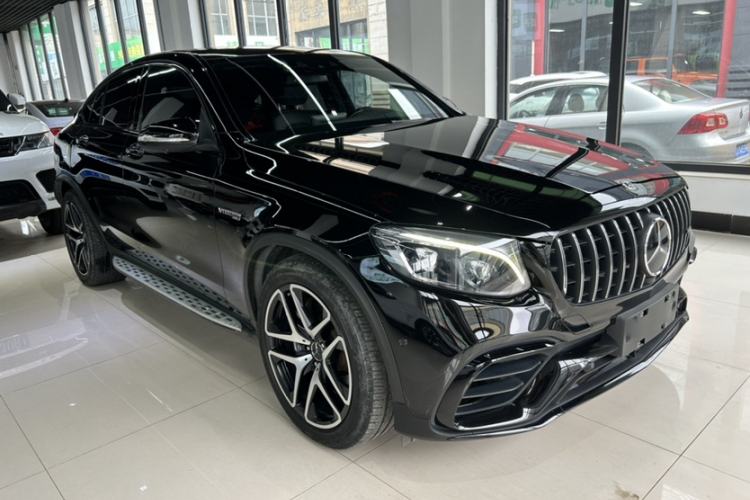 Used Mercedes-Benz GLC Coupe AMG 2018 AMG GLC 63 4MATIC+ Coupe SUV Exterior 4