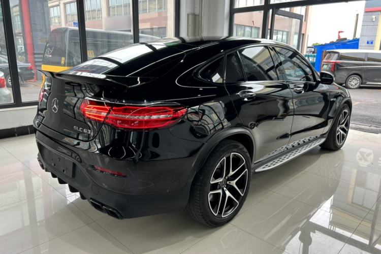 Used Mercedes-Benz GLC Coupe AMG 2018 AMG GLC 63 4MATIC+ Coupe SUV Exterior 5