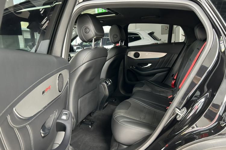 Used Mercedes-Benz GLC Coupe AMG 2018 AMG GLC 63 4MATIC+ Coupe SUV Interior 4