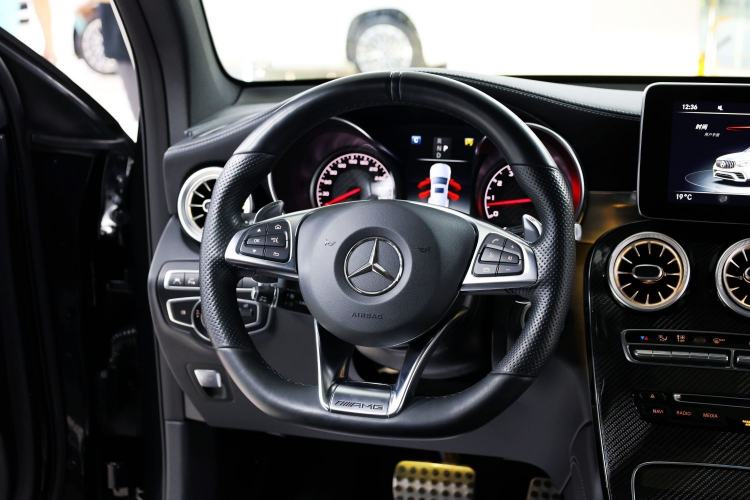 Used Mercedes-Benz GLC Coupe AMG 2018 AMG GLC 63 4MATIC+ Coupe SUV Interior 6
