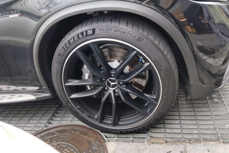 Used Mercedes-Benz GLC Coupe AMG 2018 AMG GLC 63 4MATIC+ Coupe SUV Right Front Wheel Hub
