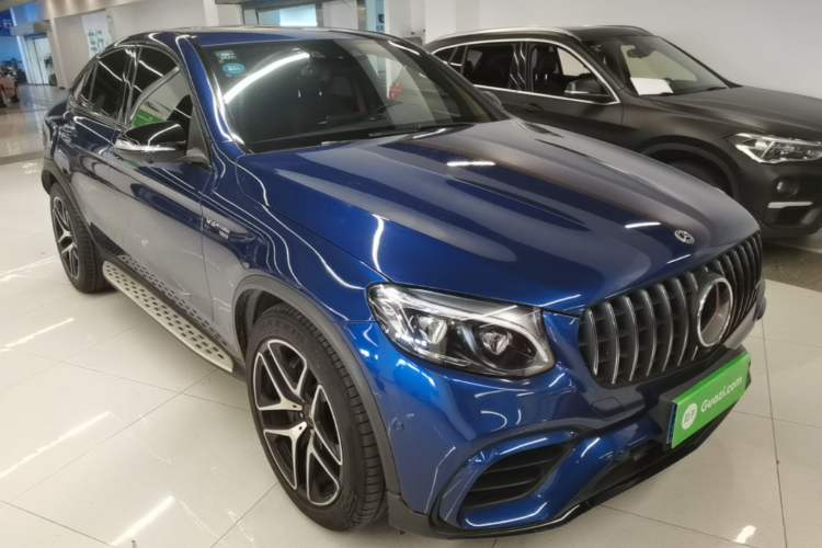 Used Mercedes-Benz GLC Coupe AMG 2018 AMG GLC 63 4MATIC+ Coupe SUV Front Right 45 Deg