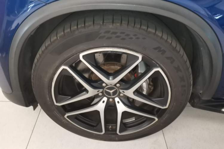 Used Mercedes-Benz GLC Coupe AMG 2018 AMG GLC 63 4MATIC+ Coupe SUV Left Front Wheel Hub