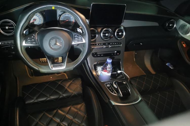 Used Mercedes-Benz GLC Coupe AMG 2018 AMG GLC 63 S 4MATIC+ Coupé SUV First Edition Special Edition Center Console