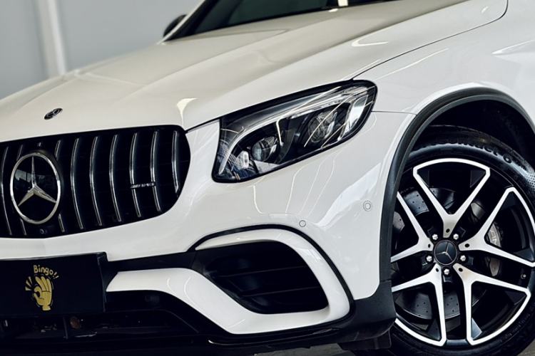 Used Mercedes-Benz GLC Coupe AMG 2018 AMG GLC 63 4MATIC+ Coupe SUV Exterior 12