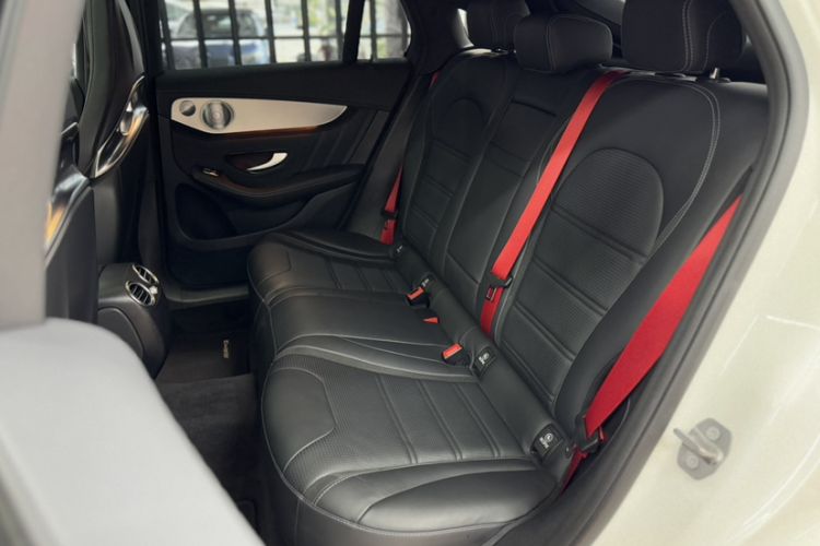 Used Mercedes-Benz GLC Coupe AMG 2018 AMG GLC 63 4MATIC+ Coupe SUV Interior 3