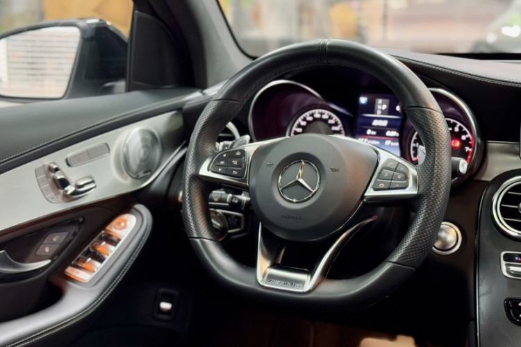 Used Mercedes-Benz GLC Coupe AMG 2018 AMG GLC 63 4MATIC+ Coupe SUV Steering Wheel