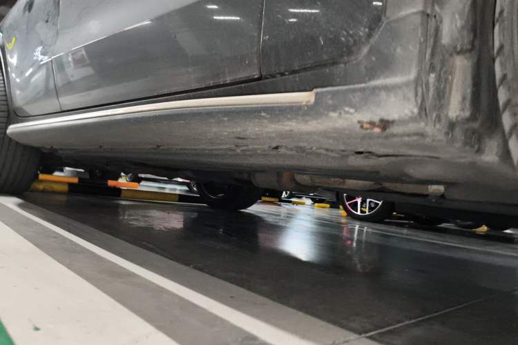Used Mercedes-Benz GLC Coupe AMG 2020 AMG GLC 43 4MATIC Coupe SUV Chassis Front Right