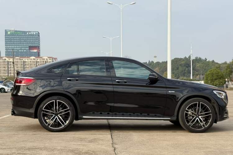 Used Mercedes-Benz GLC Coupe AMG 2020 AMG GLC 43 4MATIC Coupe SUV Exterior 3