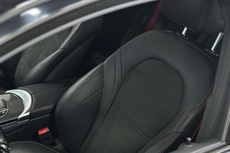 Used Mercedes-Benz GLC Coupe AMG 2020 AMG GLC 43 4MATIC Coupe SUV Interior 10