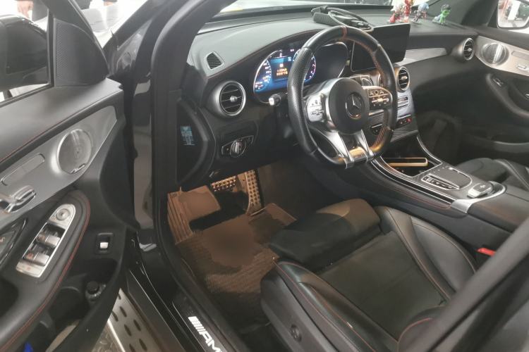 Used Mercedes-Benz GLC Coupe AMG 2020 AMG GLC 43 4MATIC Coupe SUV Interior 3