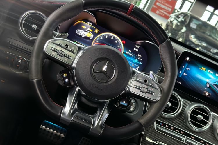 Used Mercedes-Benz GLC Coupe AMG 2020 AMG GLC 43 4MATIC Coupe SUV Interior 9