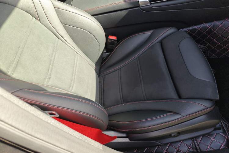 Used Mercedes-Benz GLC Coupe AMG 2020 AMG GLC 43 4MATIC Coupe SUV Right Front Seat