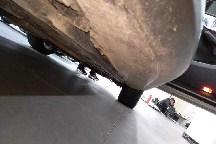 Used Mercedes-Benz GLC Coupe AMG 2020 AMG GLC 43 4MATIC Coupe SUV Right Side Sill