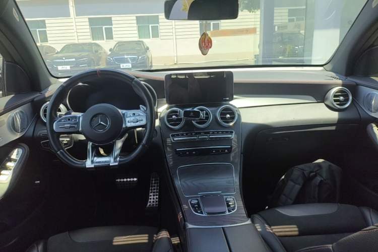 Used Mercedes-Benz GLC Coupe AMG 2020 AMG GLC 43 4MATIC Coupe SUV Center Console