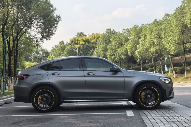 Used Mercedes-Benz GLC Coupe AMG 2020 AMG GLC 43 4MATIC Coupe SUV Exterior 4