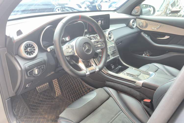 Used Mercedes-Benz GLC Coupe AMG 2020 AMG GLC 43 4MATIC Coupe SUV Interior 4