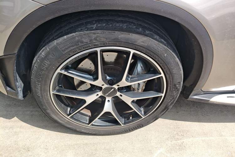Used Mercedes-Benz GLC Coupe AMG 2020 AMG GLC 43 4MATIC Coupe SUV Left Front Wheel Hub