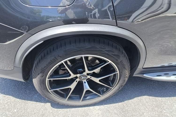 Used Mercedes-Benz GLC Coupe AMG 2020 AMG GLC 43 4MATIC Coupe SUV Right Rear Wheel Hub