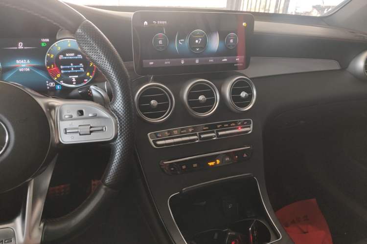 Used Mercedes-Benz GLC Coupe AMG 2020 AMG GLC 43 4MATIC Coupe SUV Audio And AC Panel