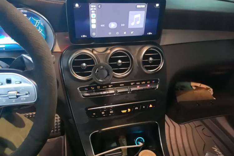 Used Mercedes-Benz GLC Coupe AMG 2020 AMG GLC 43 4MATIC Coupe SUV Audio And AC Panel
