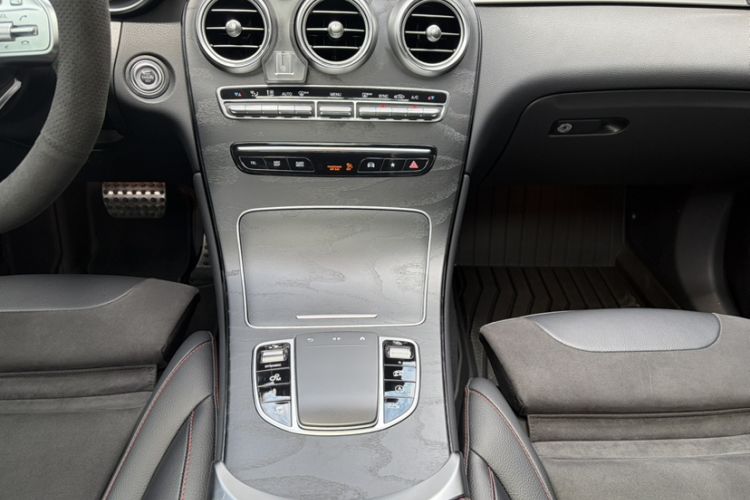 Used Mercedes-Benz GLC Coupe AMG 2020 AMG GLC 43 4MATIC Coupe SUV Interior 4