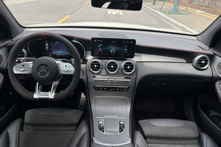 Used Mercedes-Benz GLC Coupe AMG 2020 AMG GLC 43 4MATIC Coupe SUV Interior 9