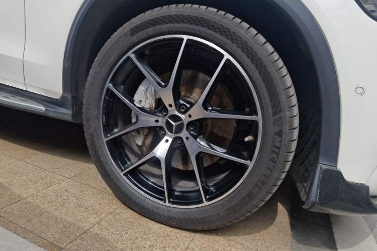 Used Mercedes-Benz GLC Coupe AMG 2020 AMG GLC 43 4MATIC Coupe SUV Right Front Wheel Hub