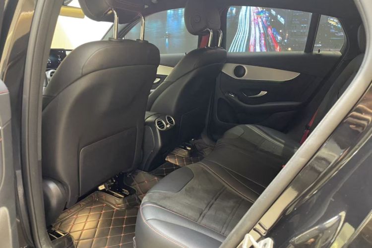 Used Mercedes-Benz GLC Coupe AMG 2022 AMG GLC 43 4MATIC Coupe SUV Interior 3