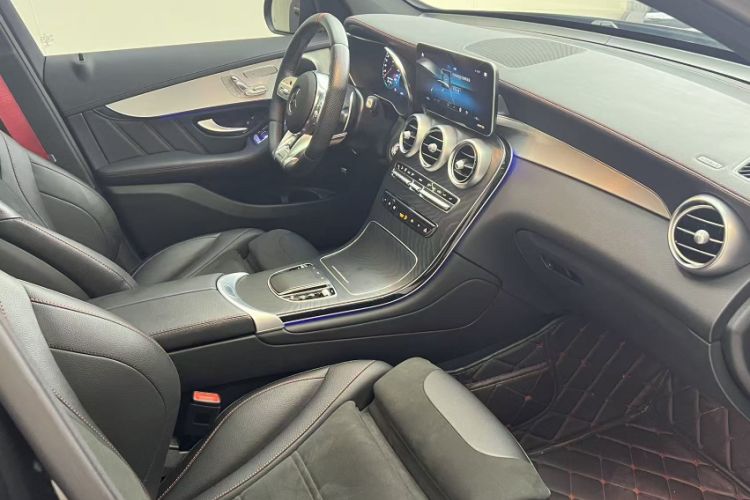 Used Mercedes-Benz GLC Coupe AMG 2022 AMG GLC 43 4MATIC Coupe SUV Right Front Seat
