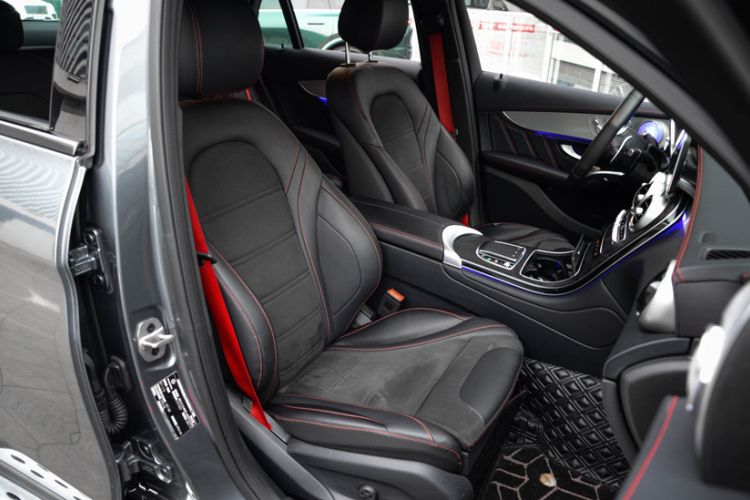 Used Mercedes-Benz GLC Coupe AMG 2022 AMG GLC 43 4MATIC Coupe SUV Interior 2