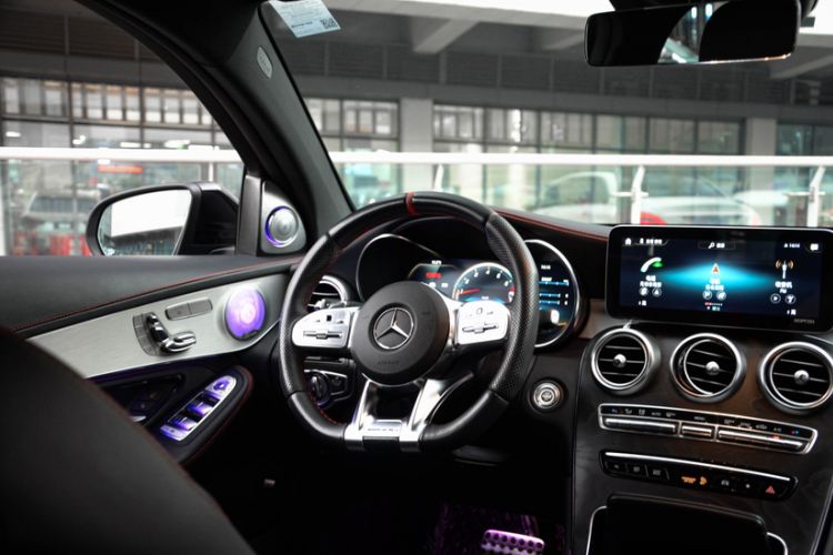 Used Mercedes-Benz GLC Coupe AMG 2022 AMG GLC 43 4MATIC Coupe SUV Interior 5