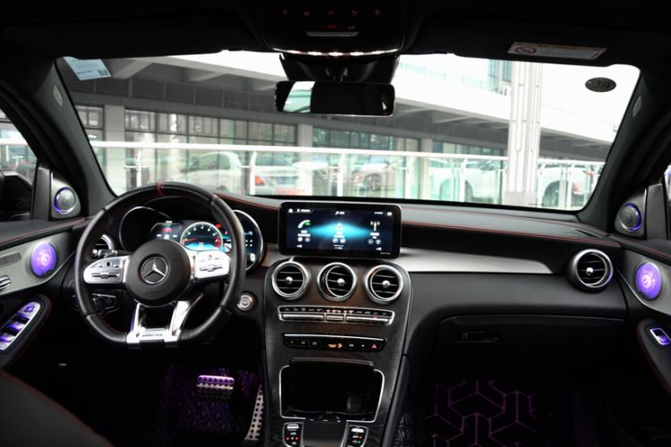 Used Mercedes-Benz GLC Coupe AMG 2022 AMG GLC 43 4MATIC Coupe SUV Interior 7