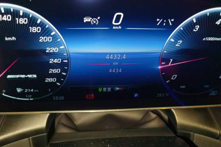 Used Mercedes-Benz GLC Coupe AMG 2024 AMG GLC 43 4MATIC Coupe SUV Odometer Close Up