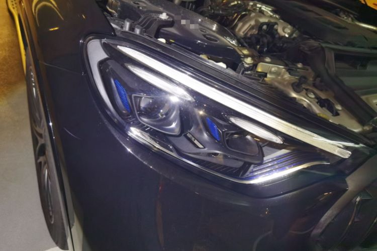 Used Mercedes-Benz GLC Coupe AMG 2024 AMG GLC 43 4MATIC Coupe SUV Right Front Headlight