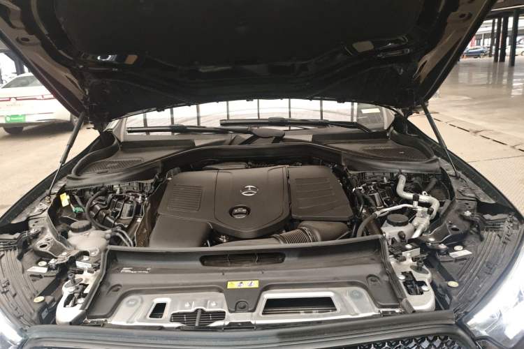Used Mercedes-Benz GLC New Energy 2025 350 e L 4MATIC Collector's Edition Engine Bay