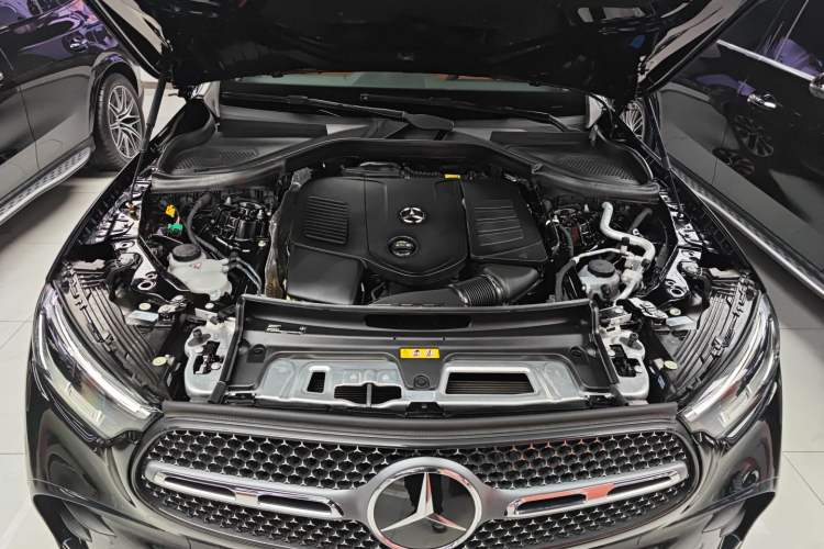 Used Mercedes-Benz GLC New Energy 2025 350 e L 4MATIC Collector's Edition Engine Bay