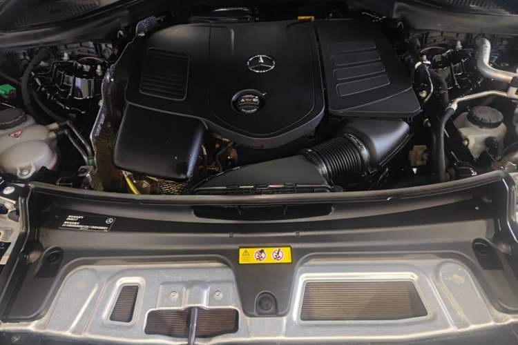 Used Mercedes-Benz GLC New Energy 2025 350 e L 4MATIC Collector's Edition Engine Bay