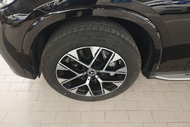 Used Mercedes-Benz GLC New Energy 2025 350 e L 4MATIC Collector's Edition Exterior 4