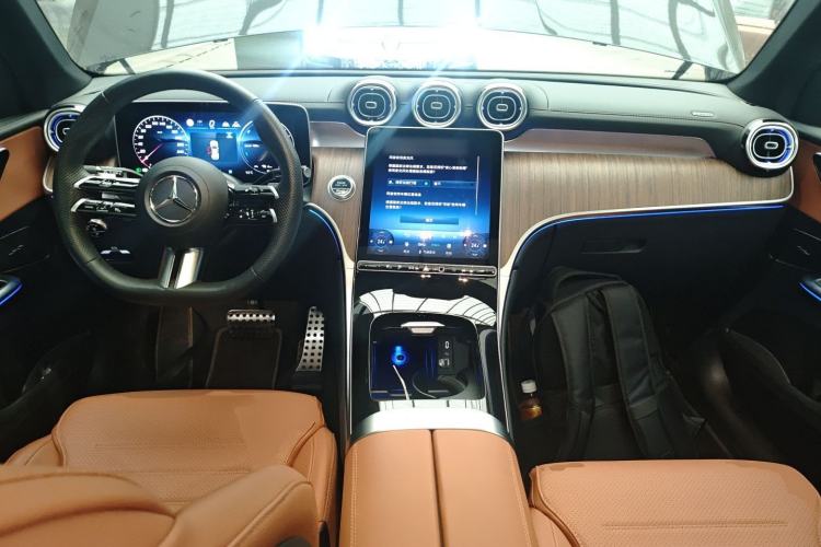 Used Mercedes-Benz GLC New Energy 2025 350 e L 4MATIC Collector's Edition Interior 2