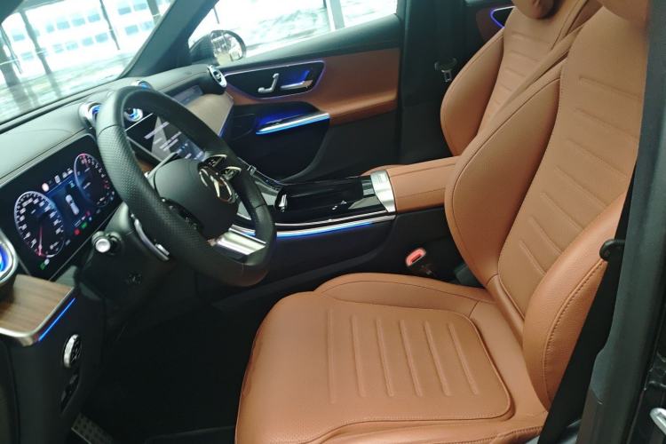 Used Mercedes-Benz GLC New Energy 2025 350 e L 4MATIC Collector's Edition Left Front Seat