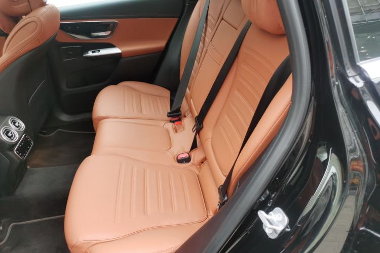 Used Mercedes-Benz GLC New Energy 2025 350 e L 4MATIC Collector's Edition Left Rear Seat
