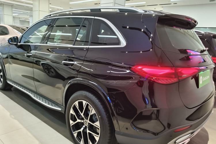 Used Mercedes-Benz GLC New Energy 2025 350 e L 4MATIC Collector's Edition Rear Left 45 Deg