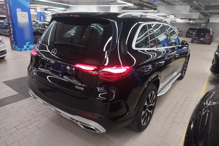 Used Mercedes-Benz GLC New Energy 2025 350 e L 4MATIC Collector's Edition Rear Right 45 Deg