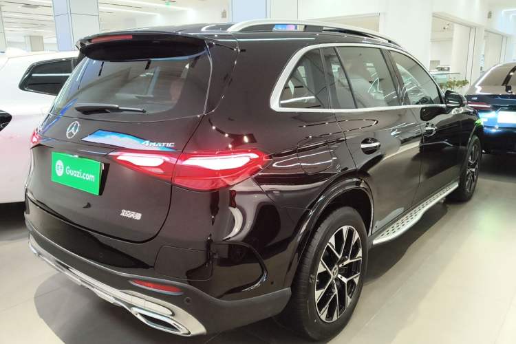 Used Mercedes-Benz GLC New Energy 2025 350 e L 4MATIC Collector's Edition Rear Right 45 Deg