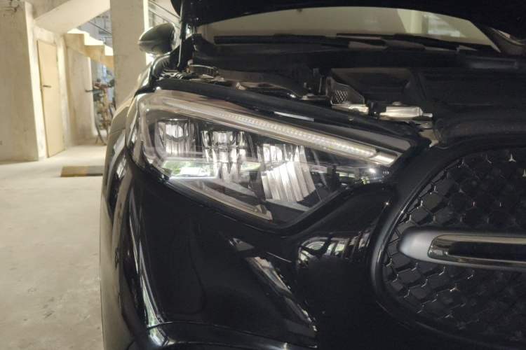 Used Mercedes-Benz GLC New Energy 2025 350 e L 4MATIC Collector's Edition Right Front Headlight