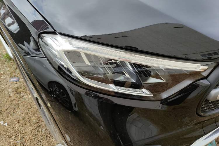 Used Mercedes-Benz GLC New Energy 2025 350 e L 4MATIC Collector's Edition Right Front Headlight