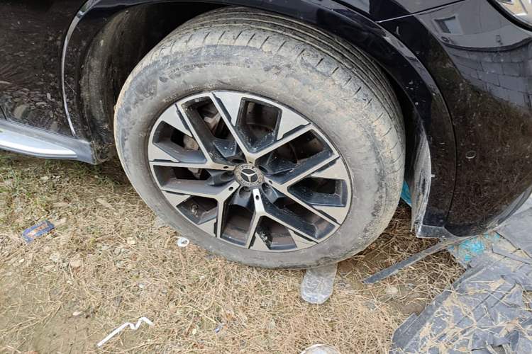 Used Mercedes-Benz GLC New Energy 2025 350 e L 4MATIC Collector's Edition Right Front Wheel Hub