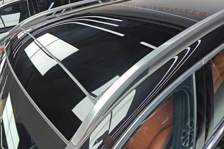 Used Mercedes-Benz GLC New Energy 2025 350 e L 4MATIC Collector's Edition Roof