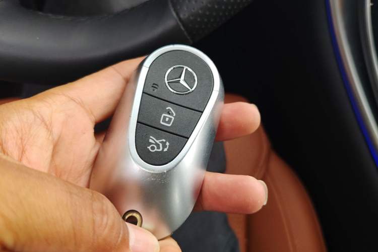 Used Mercedes-Benz GLC New Energy 2025 350 e L 4MATIC Collector's Edition Vehicle Key